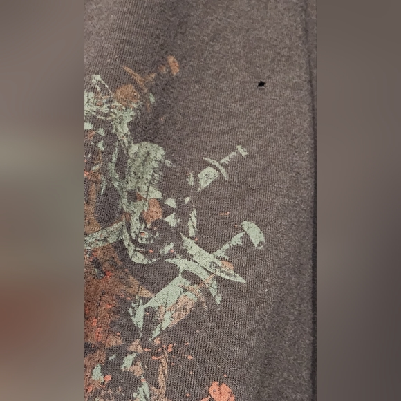 Disney Pirates of the Caribbean Tee - Picture 5 of 7